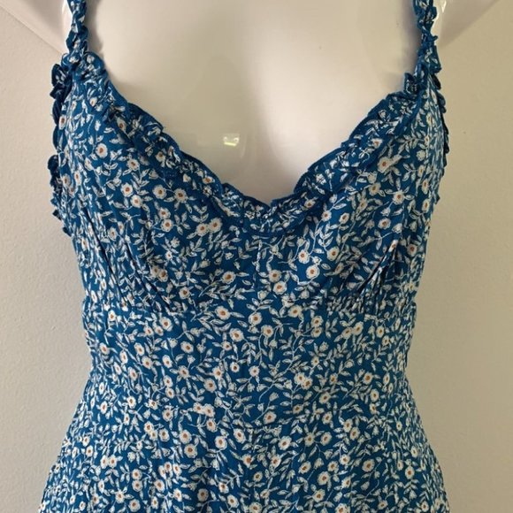 Princess Polly Thunderclouds Romper Blue Floral - Picture 4 of 8